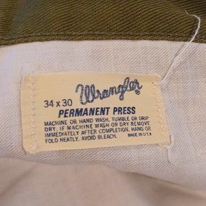 VINTAGE Wrangler Shorts - army green